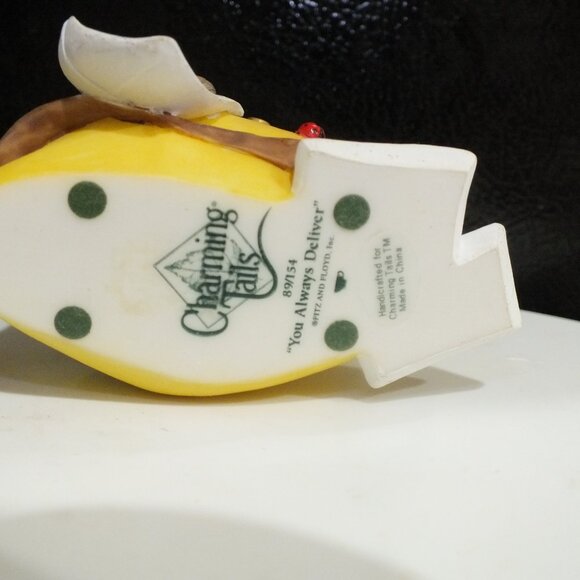 Charming Tails "You Always Deliver" Mailman (Mouse) NIB [Retired] - Picture 3 of 4